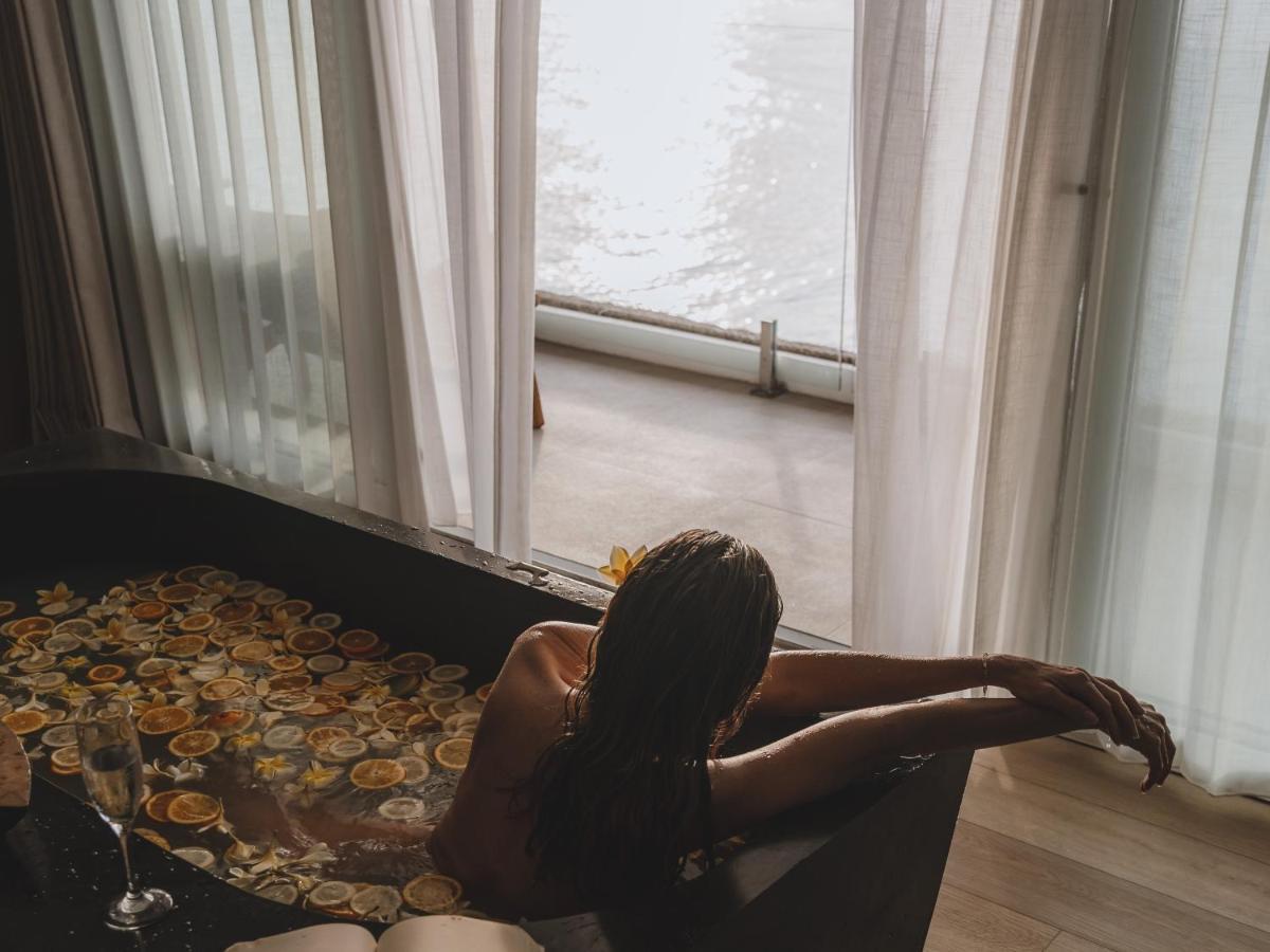 Legends Beachfront Resort Uluwatu Kültér fotó